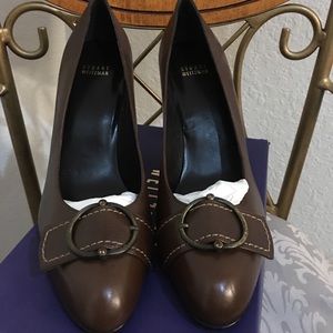 NIB Stuart Weitzman Classic Leather pumps